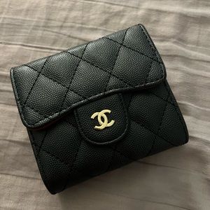 Chanel quilted wallet